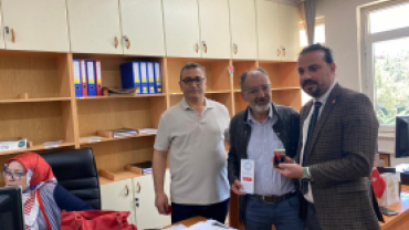 KONYA ZİYARETİ KAPSAMINDA ÜYELERİMİZE ALTINLARINI HEDİYE ETTİK.